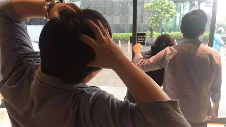 原PO努力維持兩人的生活，但遭劈腿。（示意圖／資料照）