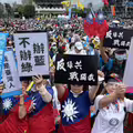 綠罷影片「童哭喊讀書有什麼用」 名嘴轟1事：滅絕人性