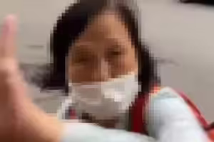 直擊！永和罷免助講 楊双子妻遭暴力婦攻擊 本人：不會阻止我繼續前進