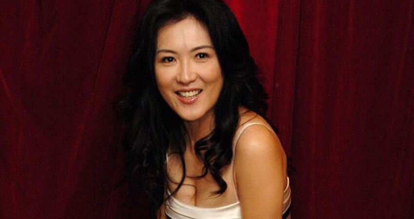 姚黛瑋背部全裸「驚見大片瘀血」 自爆陰陽失調：被摧殘成這樣