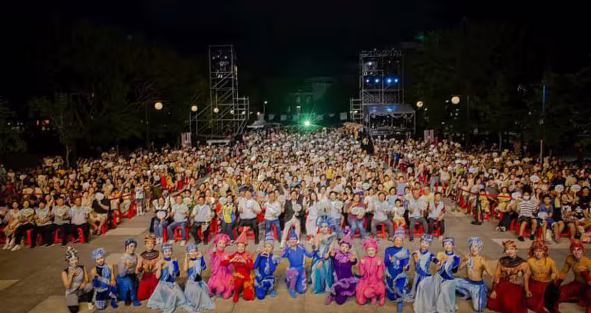 風城藝術節來了！舞鈴劇場擔綱首場演出 邱臣遠代理市長與近3800名民眾共賞舞鈴藝術之美