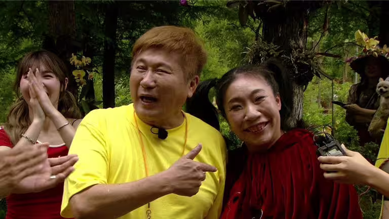 如花(右)久違跟胡瓜合體。(民視提供) 如花(右)久違跟胡瓜合體。(民視提供)