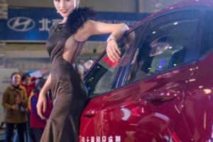 車展實拍｜圓潤和諧輕盈優雅東方女性美典範