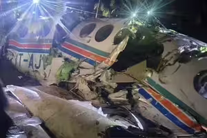 嚴重空難!「機上人員全罹難」墜毀現場曝光 嚴重空難!「機上人員全罹難」墜毀現場曝光