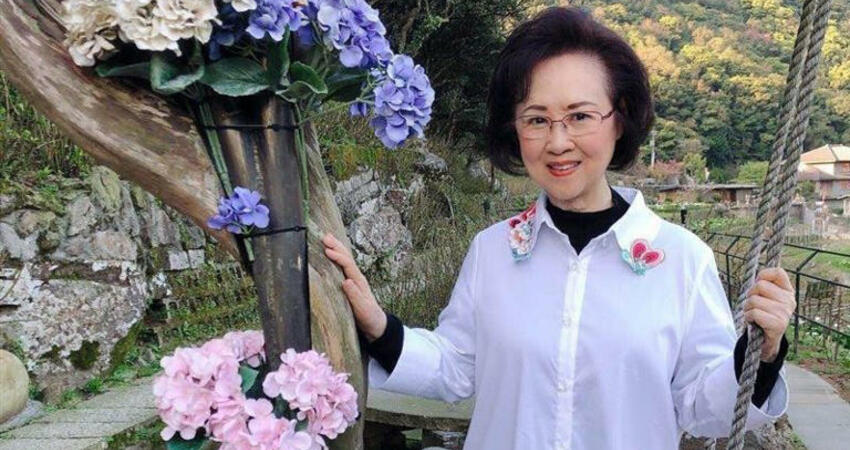 瓊瑤驚傳輕生！命理師揭原因「為亡夫尋短」：兩人已是三世夫妻