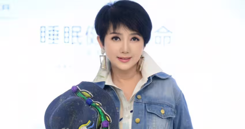65歲玉女歌手負債1億！17年後近況曝光 宣布下個月有喜