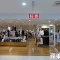 為2歲女添新衣　母把UNIQLO當衣櫃一掃25件