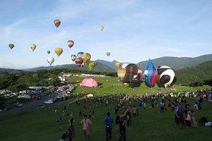 28顆熱氣球升空 台東國際熱氣球嘉年華開展