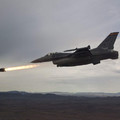 大量F-16战机空袭叙利亚，俄罗斯一反常态：这次居然拍手叫好 !