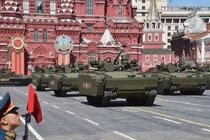 5月9日舉行紅場閱兵海量裝備曝光，俄國人為什麼沉迷於閱兵？