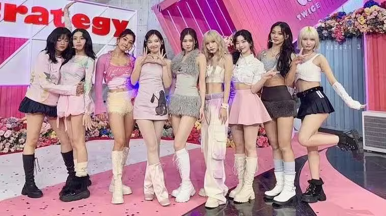 TWICE還沒開賣就傳出加場消息。(圖/翻攝自twicetagram IG) TWICE還沒開賣就傳出加場消息。(圖/翻攝自twicetagram IG)