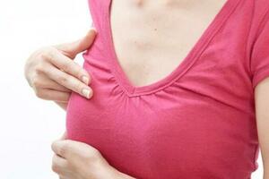 男人經常吮吸女性乳房會影響健康嗎？提醒：別再對妻子這樣做了！