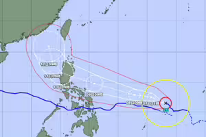鳳凰颱風這天升級「非常強颱」!日氣象廳揭「台灣1地」劃入暴風警戒範圍 鳳凰颱風這天升級「非常強颱」!日氣象廳揭「台灣1地」劃入暴風警戒範圍