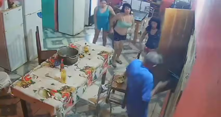 深夜5歹徒持槍搶劫　阿公1招護家人