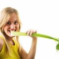 吃芹菜能降血压？但99%的人都吃错了！