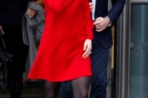 凱蒂王妃穿搭暗藏玄機 紅色增添好氣息