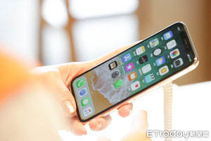 2018年才入手iPhoneX　行動裝置險維修次數限6次