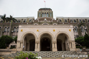 吳景欽／非對個案審判　大法庭的統一見解真有約束力？  原文網址: 吳景欽／非對個案審判　大法庭的統一見解真有約束力？