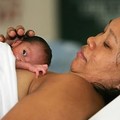 嬰兒和媽媽皮膚接觸 可提升免疫力