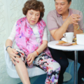 〈阿姑想萌1〉狂打17劑少女針 81歲周遊補辦世紀婚宴【壹點就報】