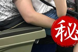 「女上男下」擠同火車位！他手失控往下面伸 網羞喊：逐漸母湯