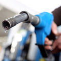 油價緩漲機制分3階段吸收 下週油價即可適用