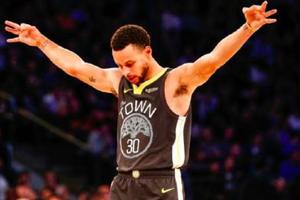 飄髪哥Nash：Curry已是史上最偉大球員之一，他讓籃球這項運動完成進化！