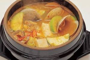 韓國大醬湯、海帶湯、參雞湯試試思密達的味道