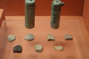 為什麼古代的書信要用封泥？