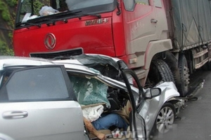 貨車司機實話告訴你：「我為什麼不踩剎車！」聽了令人超震驚！(您的一個分享，會救許多人性命!)