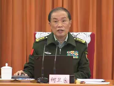 據傳,中國中央軍委副主席何衛東在3月11日人大閉幕式後被帶走。 圖:截自「x」@SonodaHiroki 據傳,中國中央軍委副主席何衛東在3月11日人大閉幕式後被帶走。 圖:截自「x」@SonodaHiroki