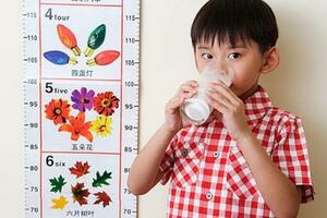 51萬人研究：中國人喝奶或增加肝癌、乳腺癌風險，牛奶還能喝嗎？