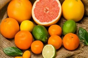 柑橘類水果是涼性還是熱性，經常吃會不會上火？