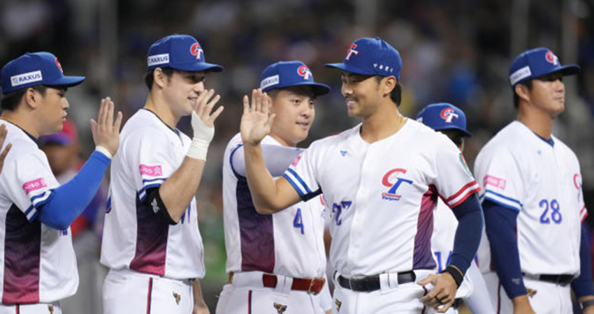 中華隊對戰古巴　場邊學生「1行為」讓日主播無語了　