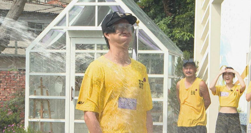 KID《綜藝玩很大》開酸「1句話」戳中痛處 江宏傑罕變臉：不聊了