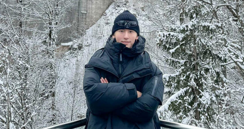 慘遭封殺3年！《山河令》張哲瀚現蹤英國 親揭新年驚人計畫