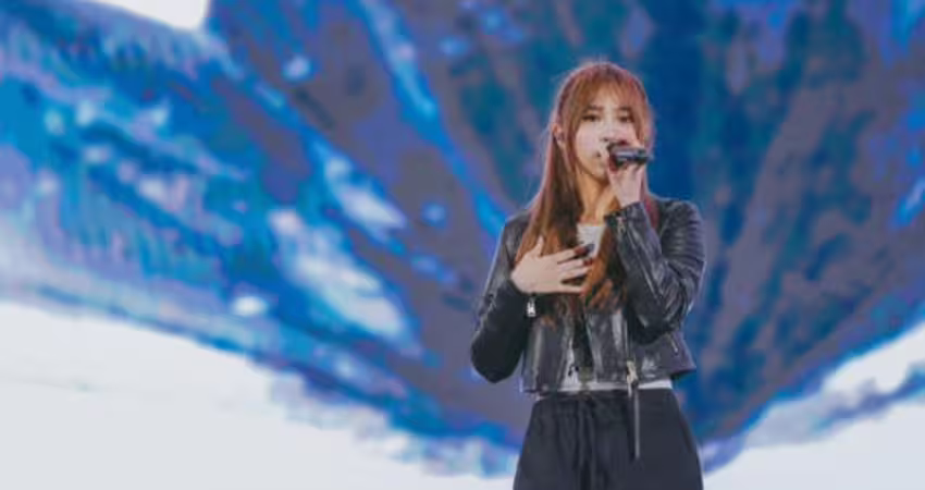 五月天首唱大巨蛋！18歲正妹星二代當嘉賓 創驚人紀錄