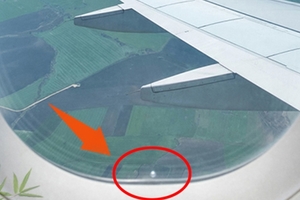 飛機眩窗上有一個不起眼的小洞，據說關鍵時刻能救命！晚看後悔一輩子！！