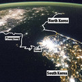NASA衛星拍攝下亞洲地區夜景，當衛星定格在北韓時卻突然出現驚人一幕！