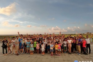 高美濕地夕陽音樂晚宴登場　百名港澳旅客感受台中魅力