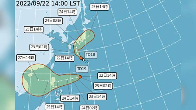 台灣附近海域目前有2個熱帶性低氣壓。（圖／中央氣象局）