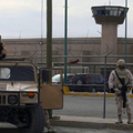 墨西哥監獄被「開裝甲車」突襲！釀14人死、24囚犯逃獄