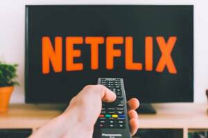 沒得蹭了！帳號借人要加錢　Netflix將對共享收費