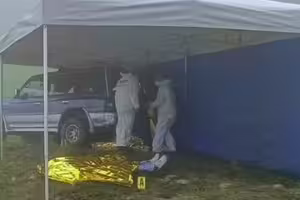 24歲義男嗑藥　拿電鋸「斬自己頭」爆血亡