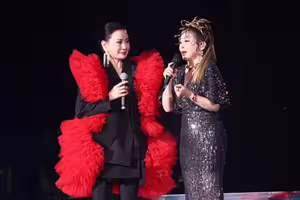王彩樺台上突然爆哭！逝世綜藝天王突現身 陳亞蘭也忍不住崩潰大哭