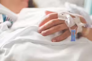 13歲妹罹胃癌「腹腔全是腫瘤」醫嘆：已沒任何治癒機會　兇手竟是爸爸