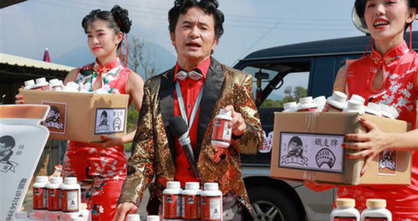 霍正奇「鬼王變鄉土阿伯」網喊不習慣！王傳一颱風夜「菜鳥醫師」引話題