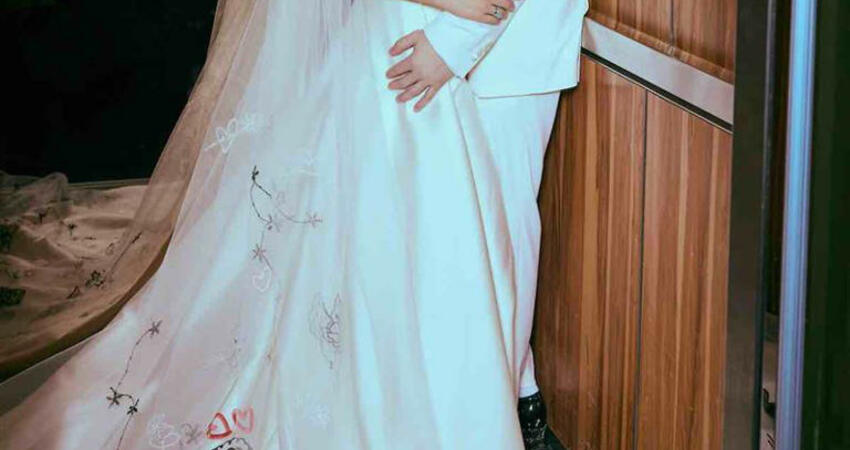 蕭敬騰婚禮今晚登場！絕美婚紗照搶先曝光 臉貼愛妻畫面甜爆
