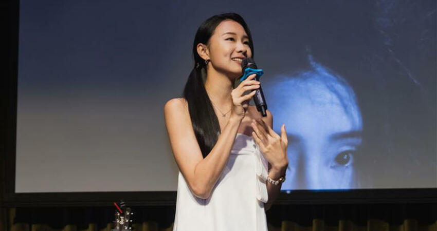 陳忻玥玩交友軟體課金買VIP！超慘下場曝光 熱聊半年驚覺渣男已死會