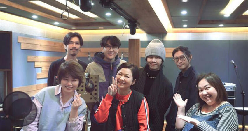 楊貴媚才奪金鐘視后！突進軍歌壇 同框金曲樂團「含金量」破表